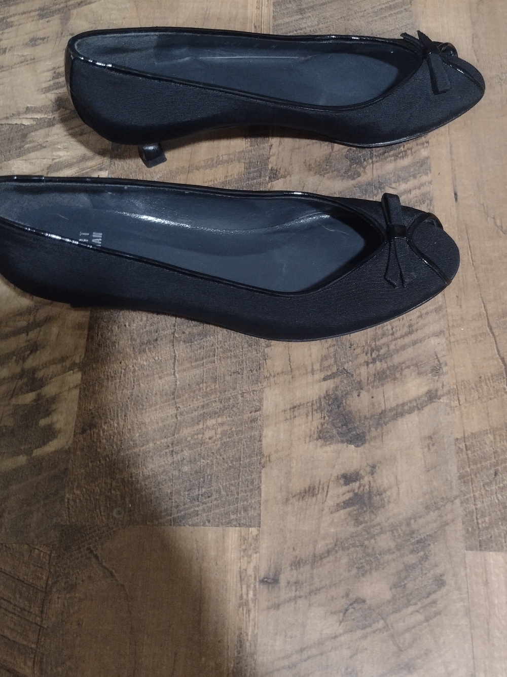 Stuart Weitzman Black Kitten Heel Bow Pumps